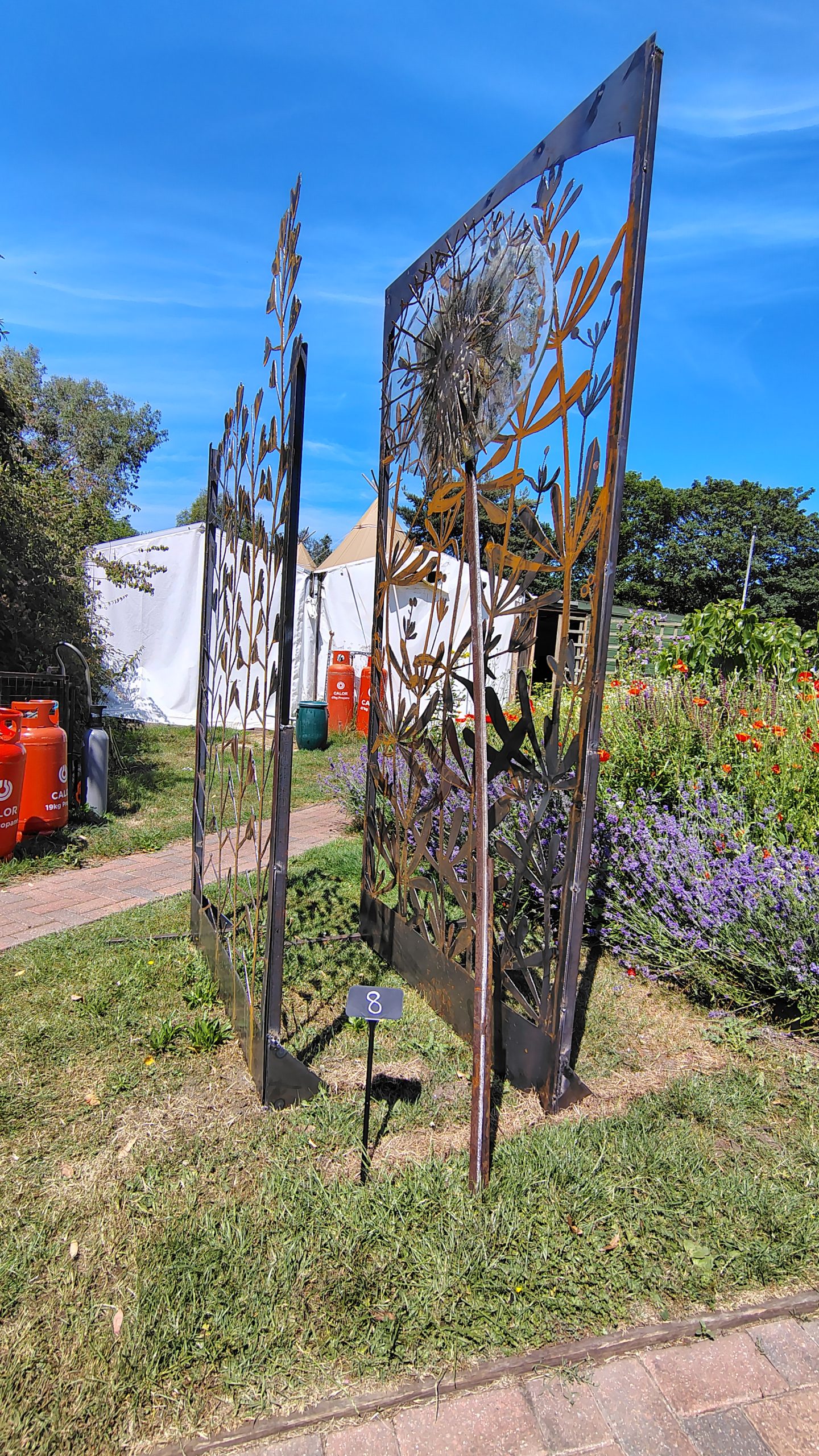 Kate Munro Weeds